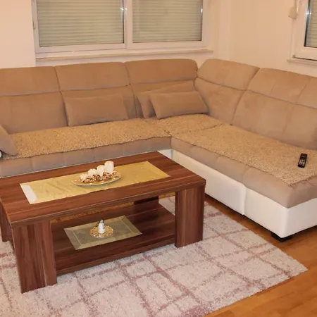 Apartment Time Out *